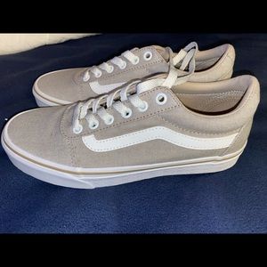 Women’s vans